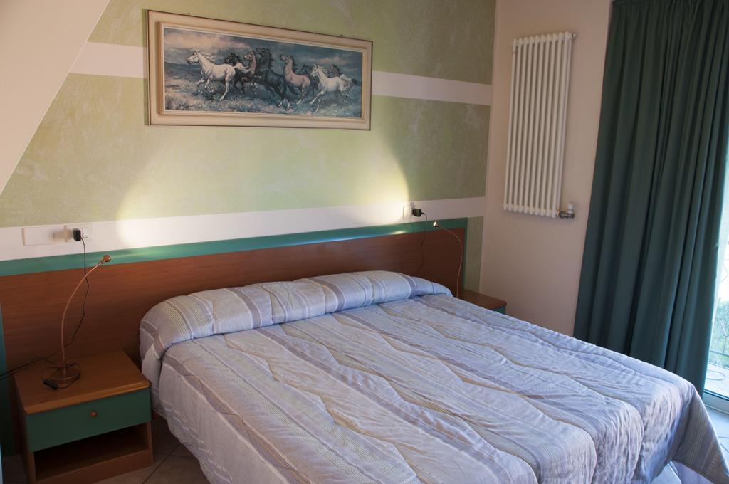 Villa Chiara Lazise Exterior photo